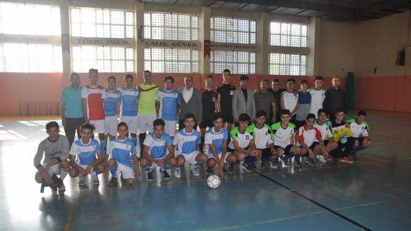 Gençler Futsal Maçları Başladı