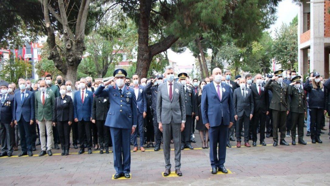10 Kasım Atatürk'ün Ölümünün 82. Yıldönümü Anma Töreni İlçemizde Yapıldı.