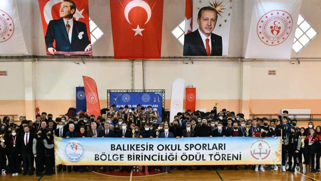 Marmara Bölge Okul Sporları Ödül Töreni İlçemizde Gerçekleştirildi